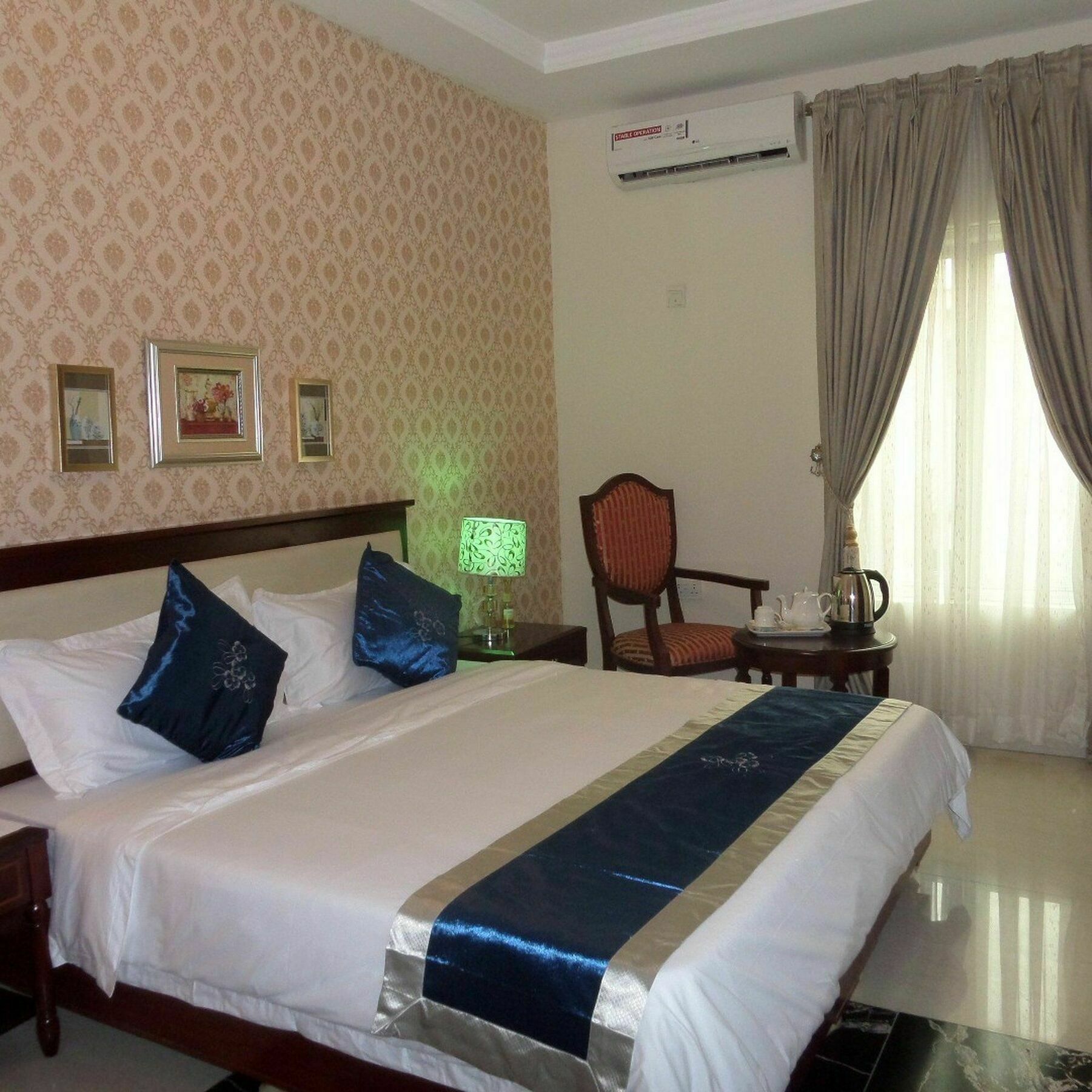 Rightgate Hotel Lagos Bagian luar foto