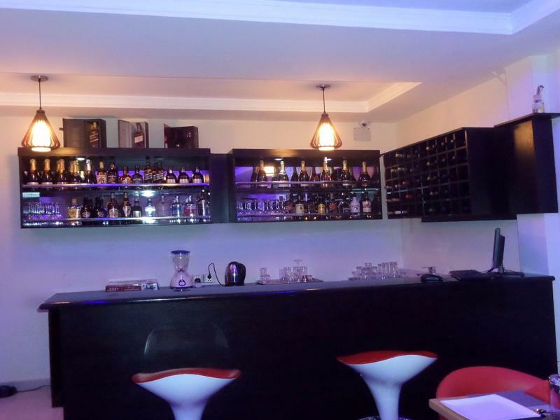 Rightgate Hotel Lagos Bagian luar foto